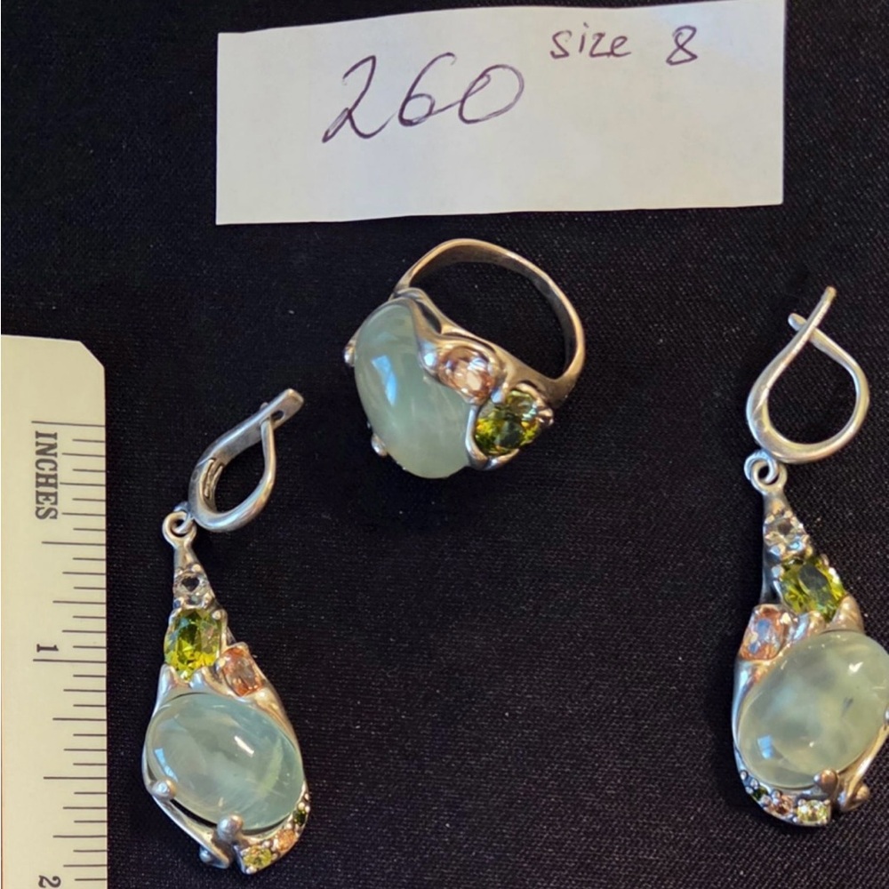 Elegant Silver and Green Jewelry Set